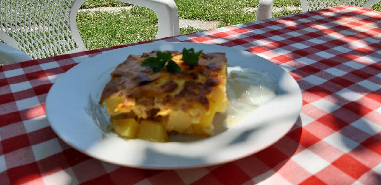 Family Hotel Belvedere Dŭlgopol Εξωτερικό φωτογραφία