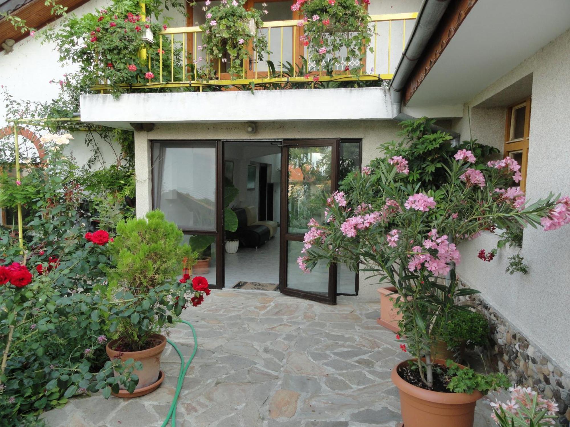 Family Hotel Belvedere Dŭlgopol Εξωτερικό φωτογραφία